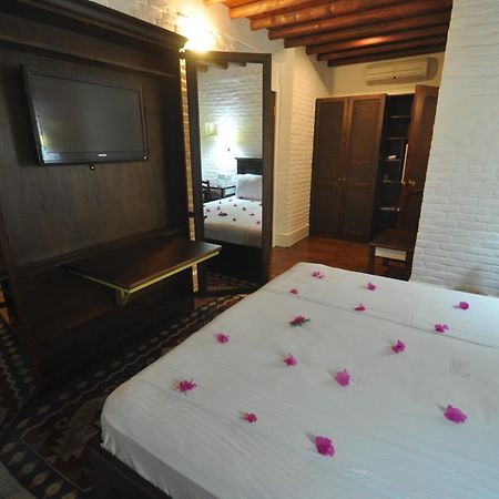 El Vino Hotel & Suites Бодрум Экстерьер фото